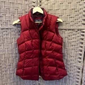 Eddie Bauer Red Vest Size S